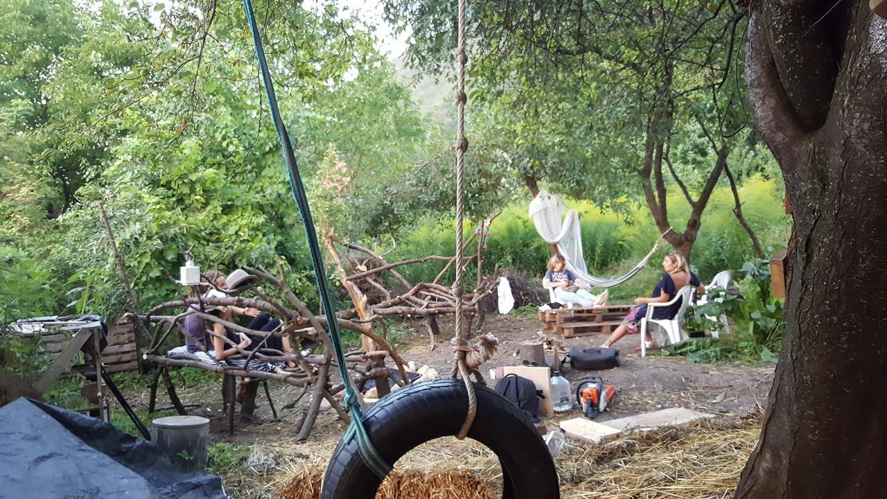 Mountain Tale Hostel บราชอฟ ภายนอก รูปภาพ
