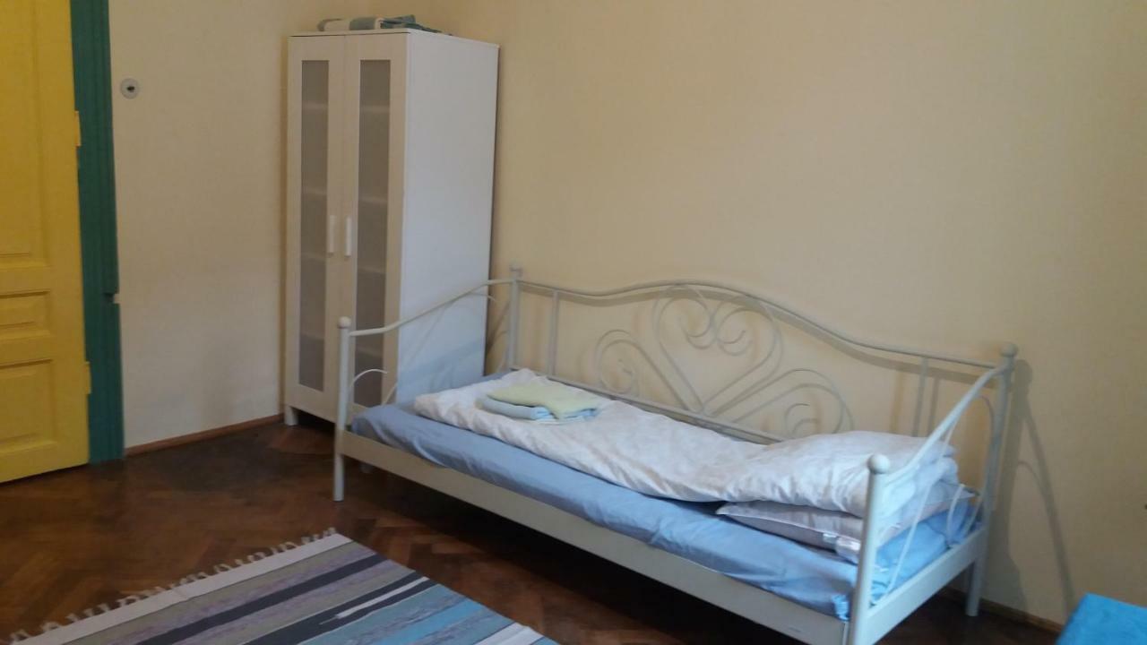 Mountain Tale Hostel บราชอฟ ภายนอก รูปภาพ