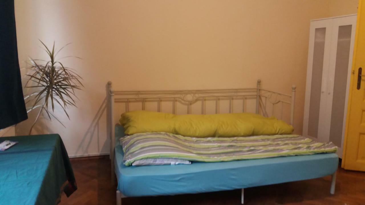 Mountain Tale Hostel บราชอฟ ภายนอก รูปภาพ